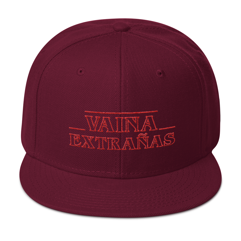 Vaina Extrañas Snapback Hat  - 2020 - DominicanGirlfriend.com - Frases Dominicanas - República Dominicana Lifestyle Graphic T-Shirts Streetwear & Accessories - New York - Bronx - Washington Heights - Miami - Florida - Boca Chica - USA - Dominican Clothing
