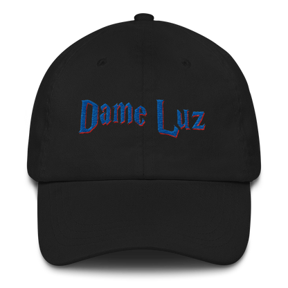 Dame Luz Dad hat  - 2020 - DominicanGirlfriend.com - Frases Dominicanas - República Dominicana Lifestyle Graphic T-Shirts Streetwear & Accessories - New York - Bronx - Washington Heights - Miami - Florida - Boca Chica - USA - Dominican Clothing